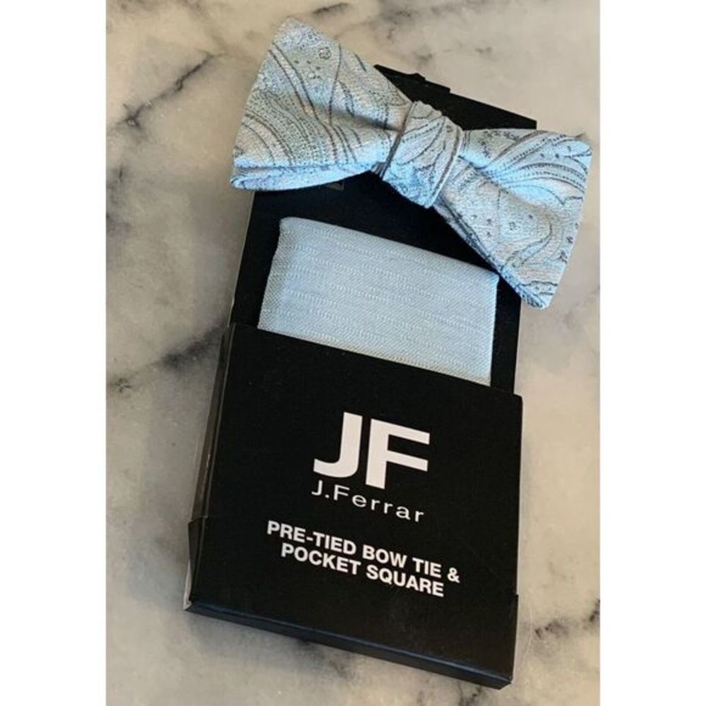 JF J Ferrar Pretied Bow Tie Bowtie‎ Pocket Square Light Blue Adjustable MSRP $40